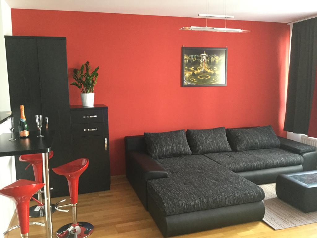 Lia'S Apartment In Gozsdu And Free Parking บูดาเปสต์ ภายนอก รูปภาพ